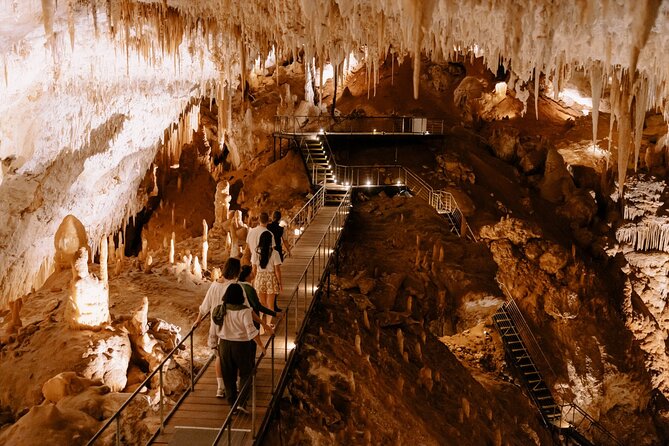 Jewel Cave Fully-guided Tour (Located in Western Australia) - Jewel Cave at a glance