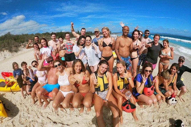 Kayaking with Dolphins in Byron Bay Guided Tour - Searching for dolphins in the open sea