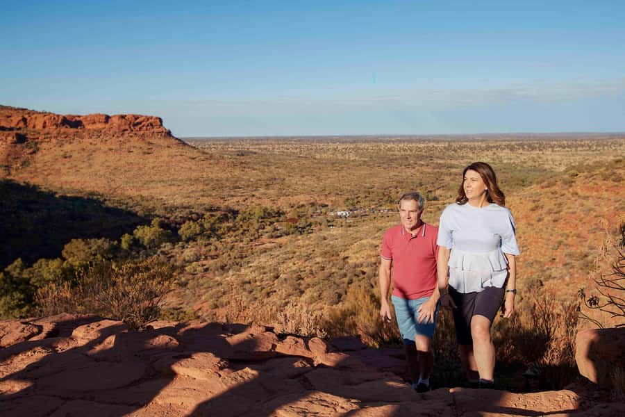 Kings Canyon: Full-Day Tour from Ayers Rock Resort - What to pack for the walk