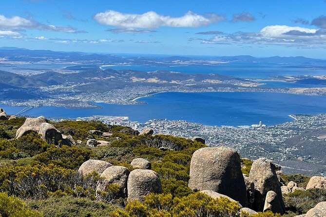 kunanyi/Mt Wellington Explorer Bus- Return Tour (2.5 hours) - Weather, clothing, and safety