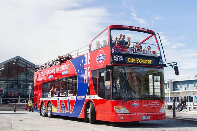 kunanyi/Mt Wellington Tour & Hobart Hop-On Hop-Off Bus - Riding up kunanyi/Mt Wellington