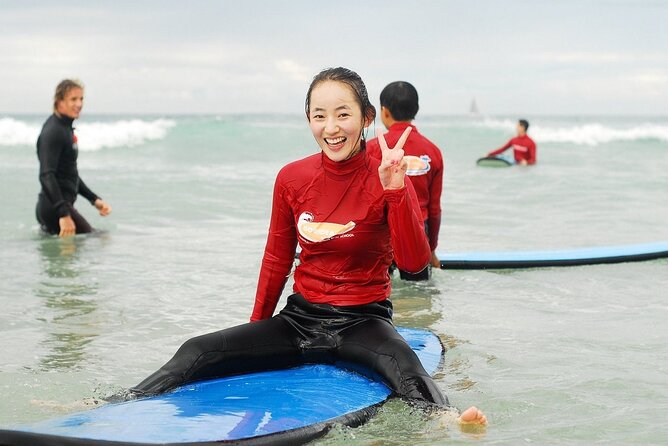 Learn to Surf at Surfers Paradise on the Gold Coast - Families, teenagers, and mixed ages