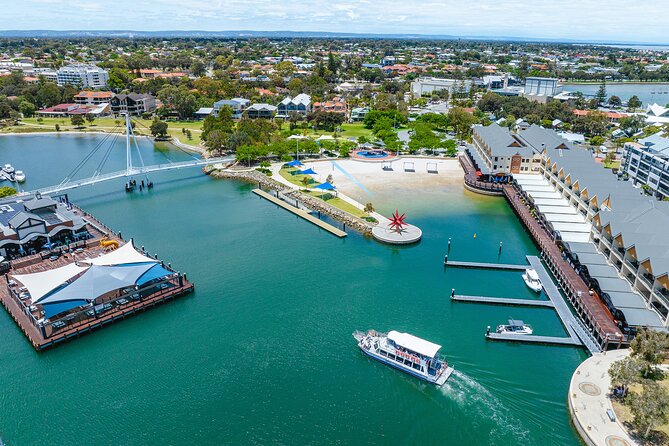 Mandurah Dolphin Cruise and Views - Through the Peel-Harvey Estuarine System