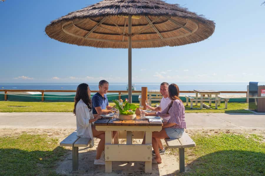 Moreton Island: Tangalooma ATV Quad Bike & Dolphin Feeding - Lunch is flexible, but plan around the resort schedule