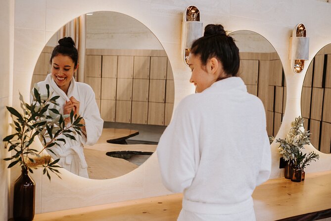 Peninsula Hot Springs Spa Experience and Express Transfer Shuttle - A scenic stop at Arthurs Seat
