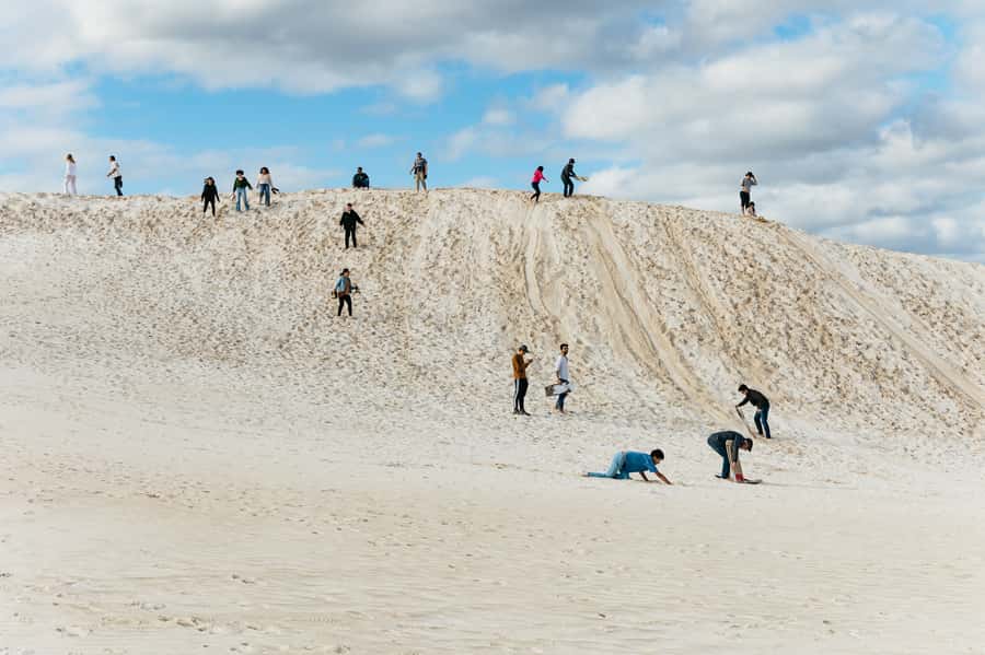 Pinnacles Desert: Sunset BBQ & Stargazing Tour +Sandboarding - Stargazing with the moon, Saturn and southern stars