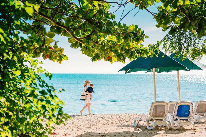 Snorkelling and Glass Bottom Boat at Green Island from Cairns - Pool, lunch, and the practical side of the island