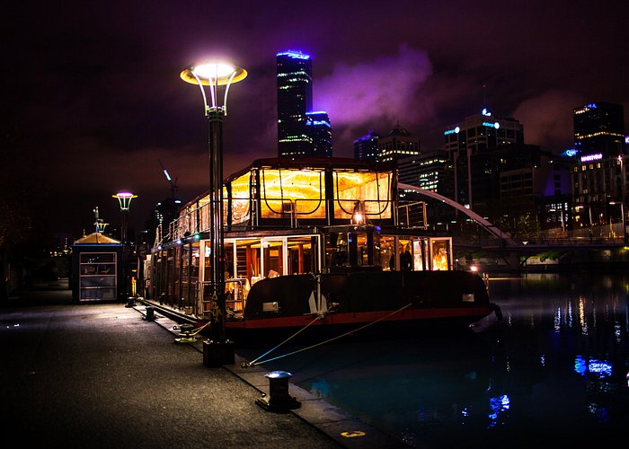 Spirit of Melbourne Dinner Cruise on the Yarra River - Should you book the Spirit of Melbourne?