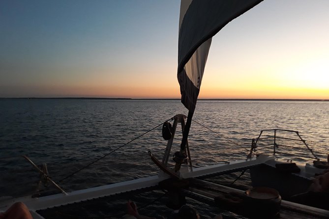 Sunset 3-Hour Cruise from Darwin with Dinner and Sparkling Wine - Unlimited sparkling wine, with a useful warning