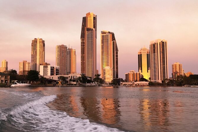 Surfers Paradise: Sightseeing Sunset River Cruise - Wildlife watching without unrealistic promises
