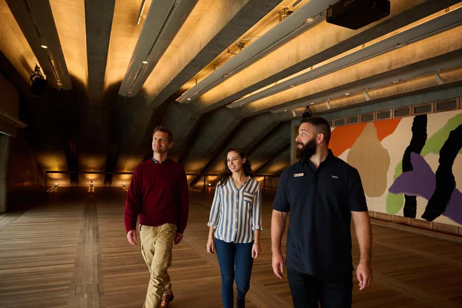 Sydney: 1-Hour Opera House Tour with Meal and Drink - Why the one-hour Opera House tour is worth your time