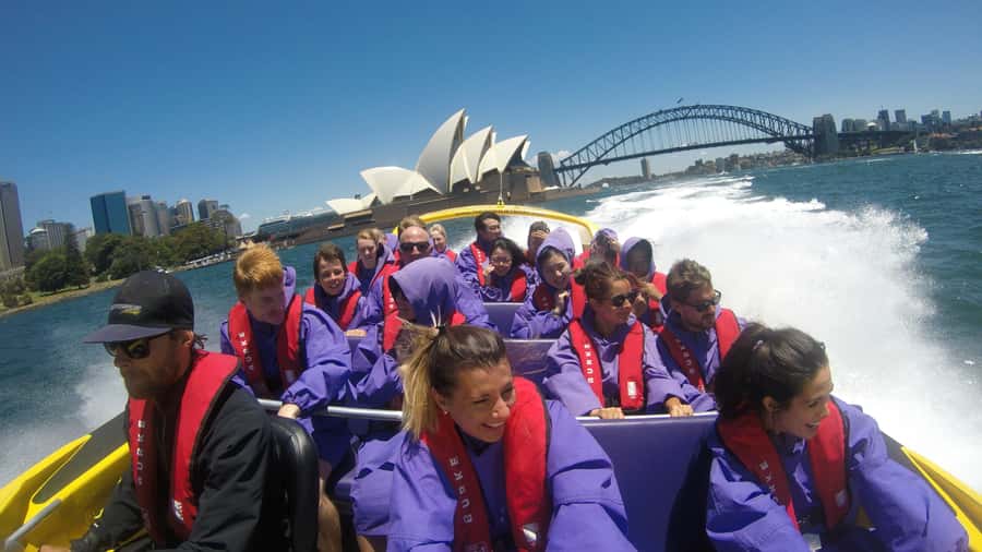 Sydney Harbour: 45-Minute Extreme Adrenaline Rush Ride - Leaving Circular Quay with Sydney Harbour at your feet