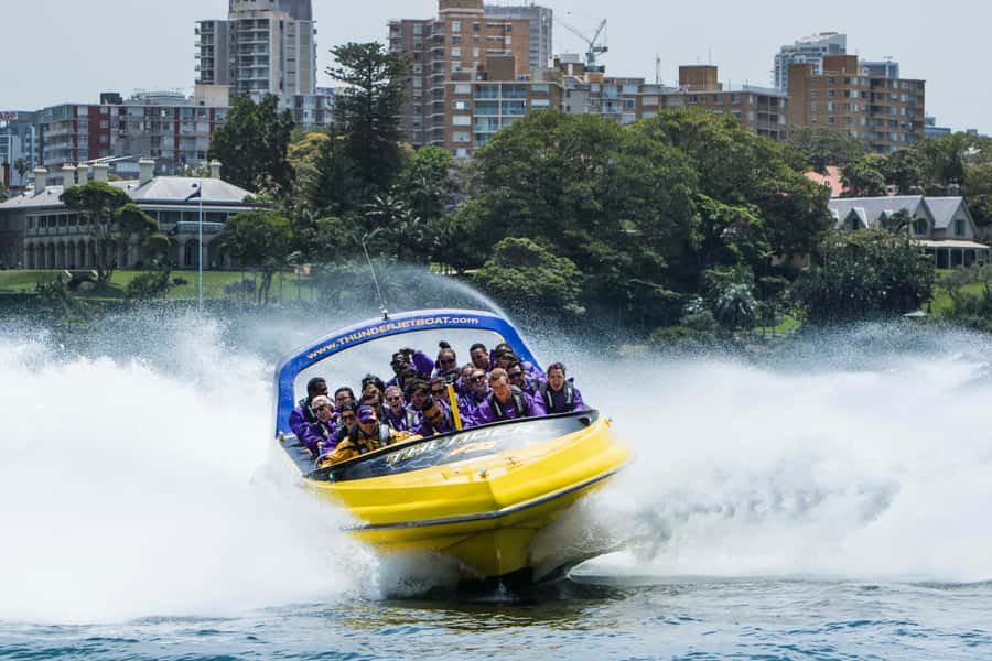 Sydney Harbour: 45-Minute Extreme Adrenaline Rush Ride - The first minutes ease you into the speed