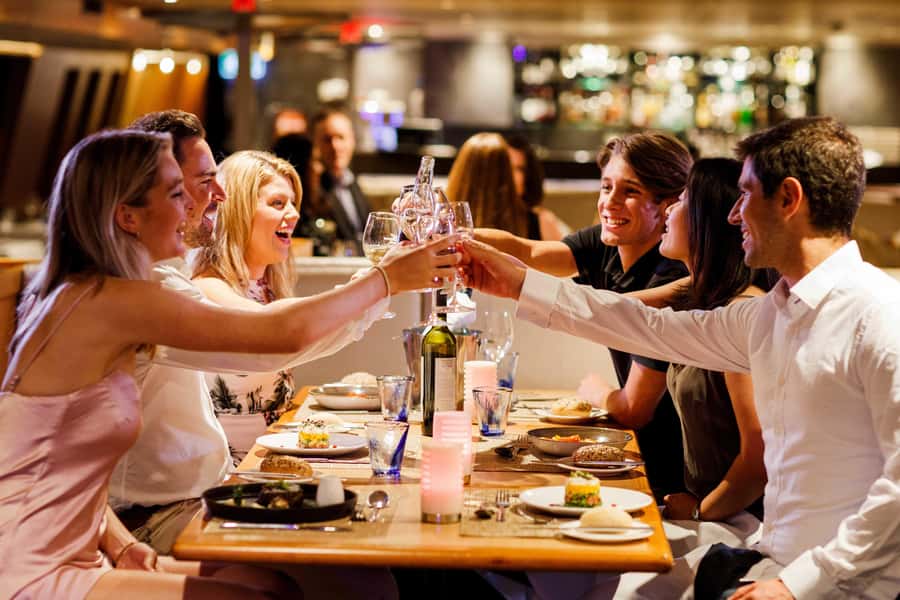 Sydney: Harbour Dinner Cruise with 3, 4 or 6-Course Menu - From King Street Wharf to Circular Quay