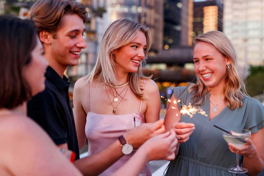 Sydney: Harbour Dinner Cruise with 3, 4 or 6-Course Menu - How long the evening really feels
