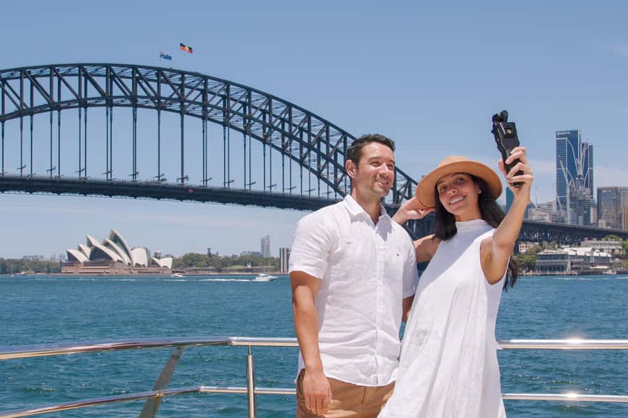 Sydney Harbour Sightseeing Cruise from Circular Quay - Bradley’s Head and Taronga Zoo