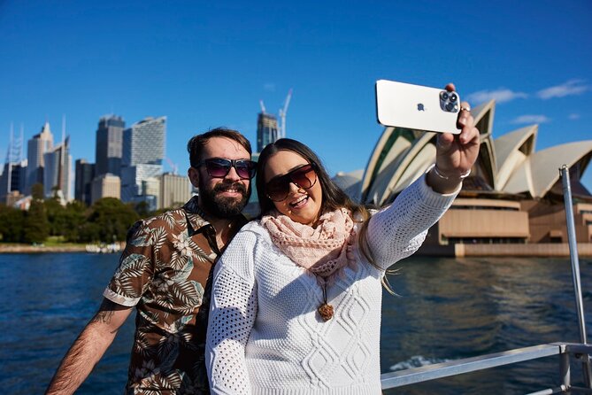 Sydney Harbour Sightseeing Cruise Morning or Afternoon Departure - The Royal Botanic Gardens and shoreline views