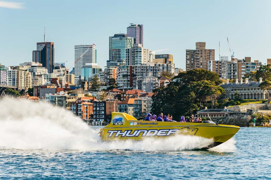 Sydney Harbour: Thunder Thrill Jet Boat Ride - A fast, wet look at Sydney Harbour
