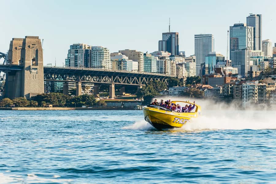 Sydney Harbour: Thunder Thrill Jet Boat Ride - Why the 30-minute length works