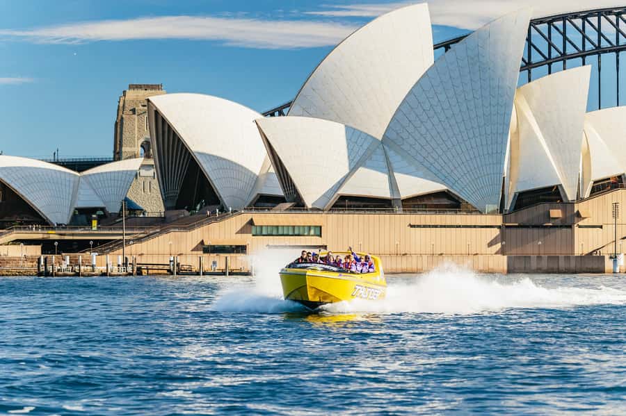 Sydney Harbour: Thunder Thrill Jet Boat Ride - Small details that improve the ride