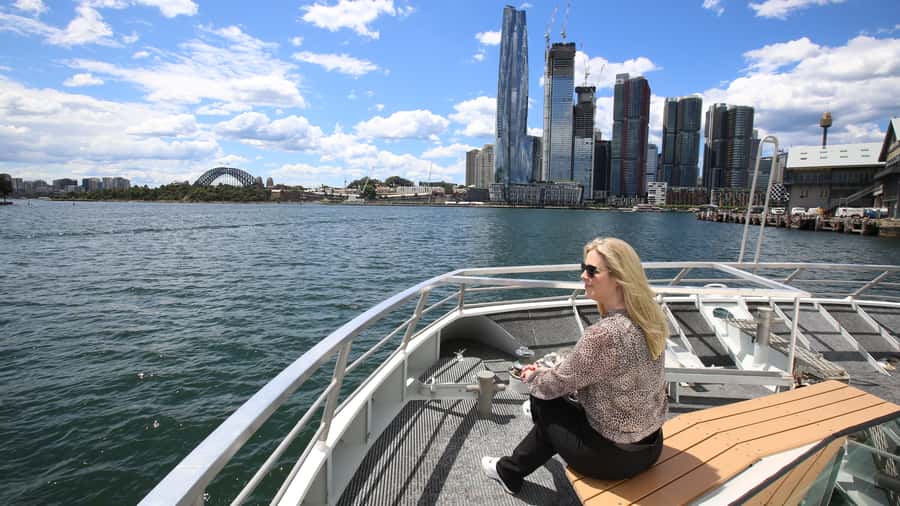 Sydney: Morning or Afternoon Harbour Sightseeing Cruise - Tea, coffee, fruit, and the small details onboard