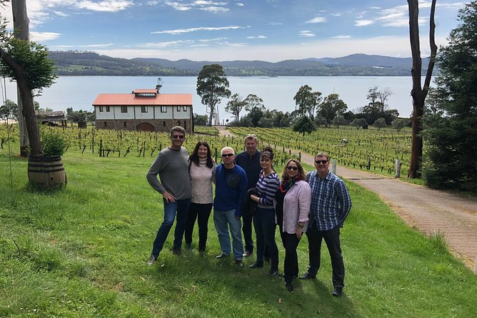 Tamar Valley Wine Tour with Lunch - Booking and cancellation tips