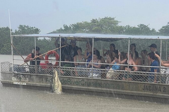 The Croc Bus to the Famous Jumping Crocodile Cruise - Guides who shape the day