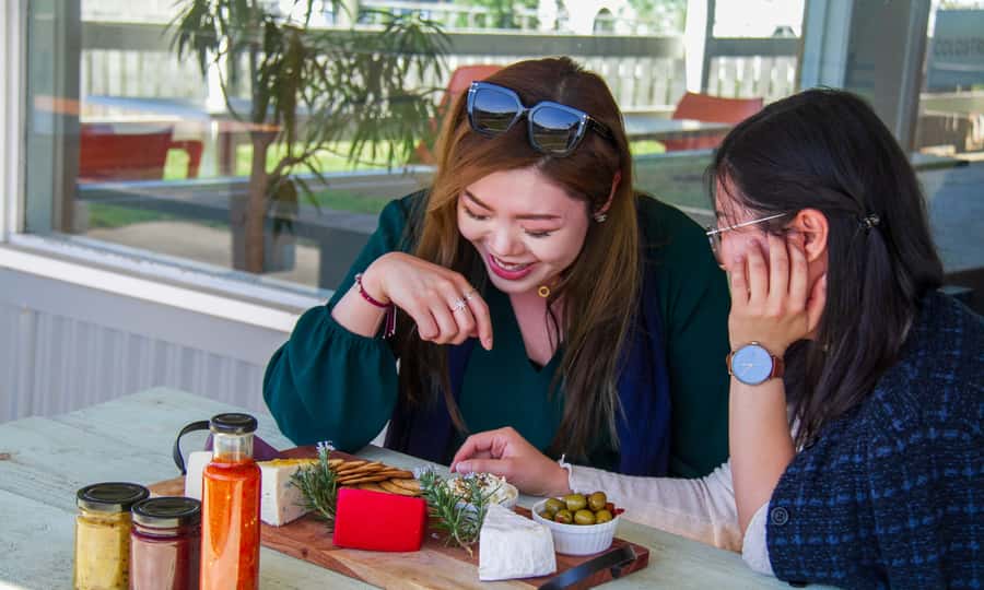 Yarra Valley Full Day Grazing Tour: Gin, Wine, Pizza, Cheese - Is $133 good value?