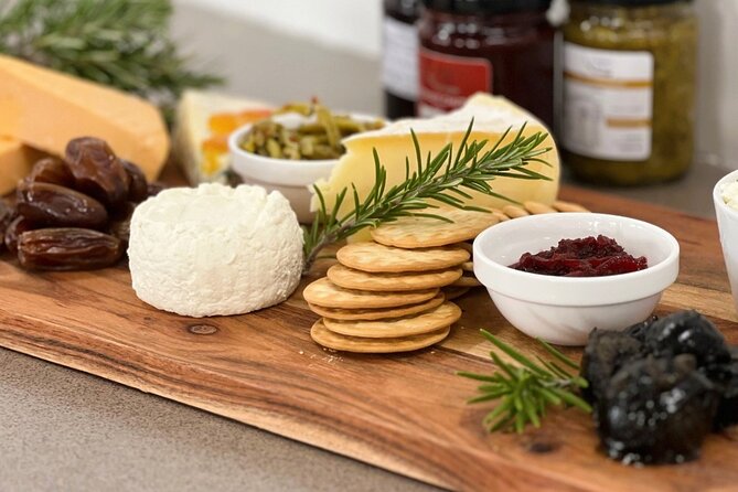 Yarra Valley Grazing Tour Wine, Cheese, Gin, Pizza from Melbourne - What makes this Yarra Valley day different